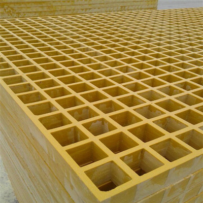 玻璃钢格栅盖板与玻璃钢格栅板 特性、区别与应用